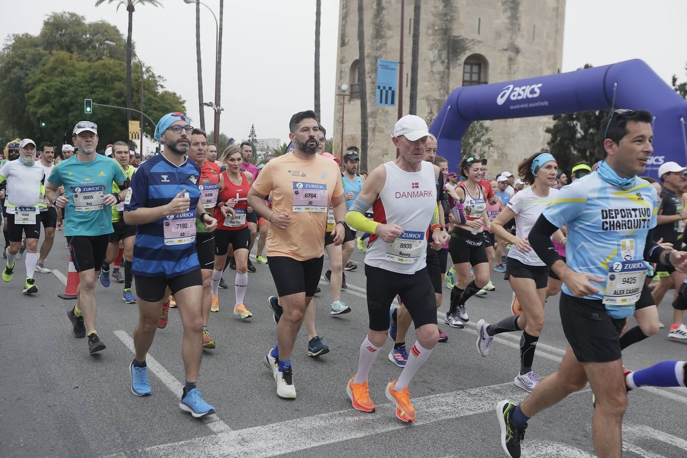 Participantes en el Maratón de Sevilla