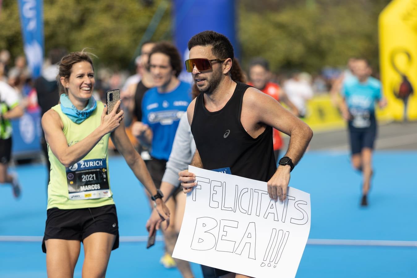 Diferentes momentos del Zurich Maratón Sevilla 2023