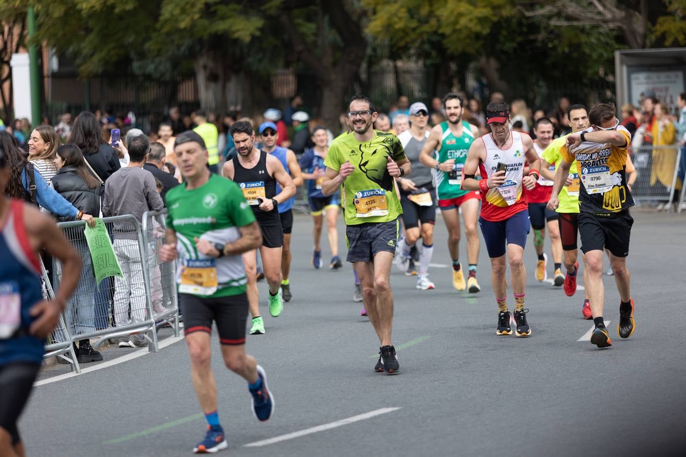 Diferentes momentos del Zurich Maratón Sevilla 2023