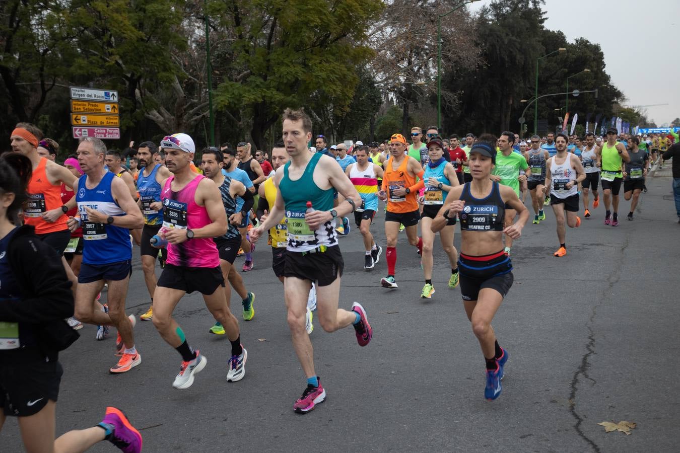 Diferentes momentos del Zurich Maratón de Sevilla 2023
