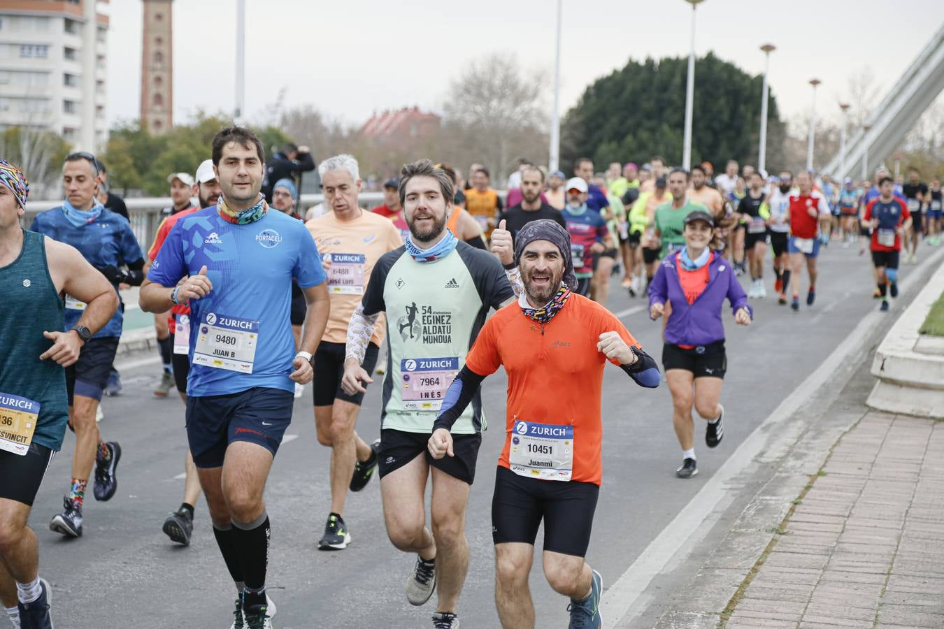 Participantes en el Maratón de Sevilla 2023