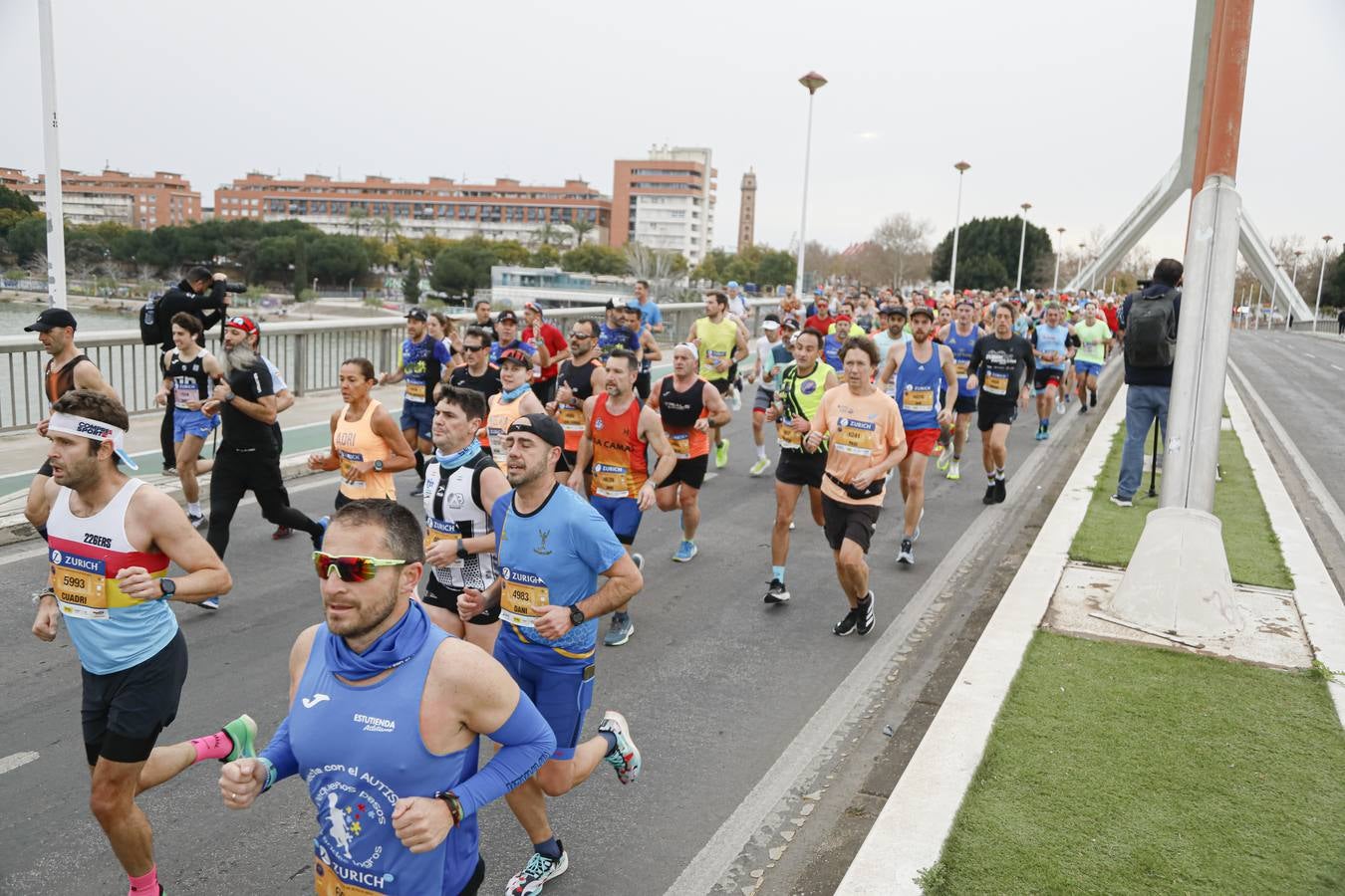 Participantes en el Maratón de Sevilla 2023