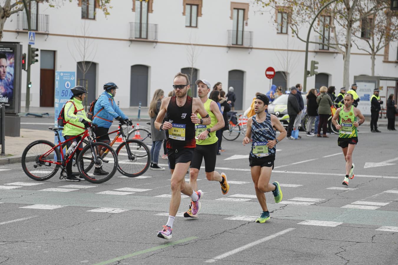 Participantes en el Maratón de Sevilla 2023