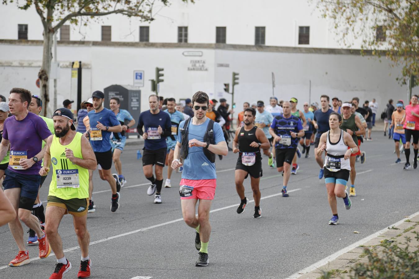 Participantes en el Maratón Sevilla 2023
