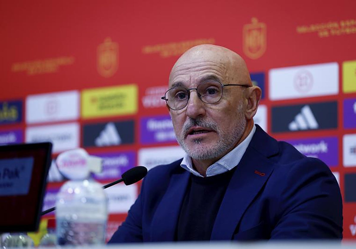 Luis de la Fuente, durante su rueda de prensa en Las Rozas