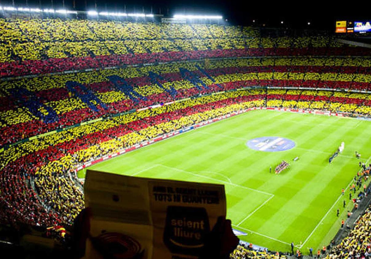 Mosaico durante un partido en el Camp Nou