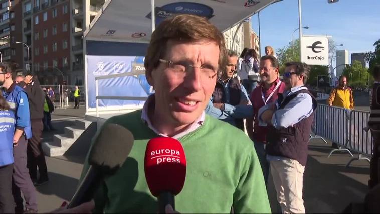 Almeida ensalza la cita "imprescindible" de la maratón de Madrid