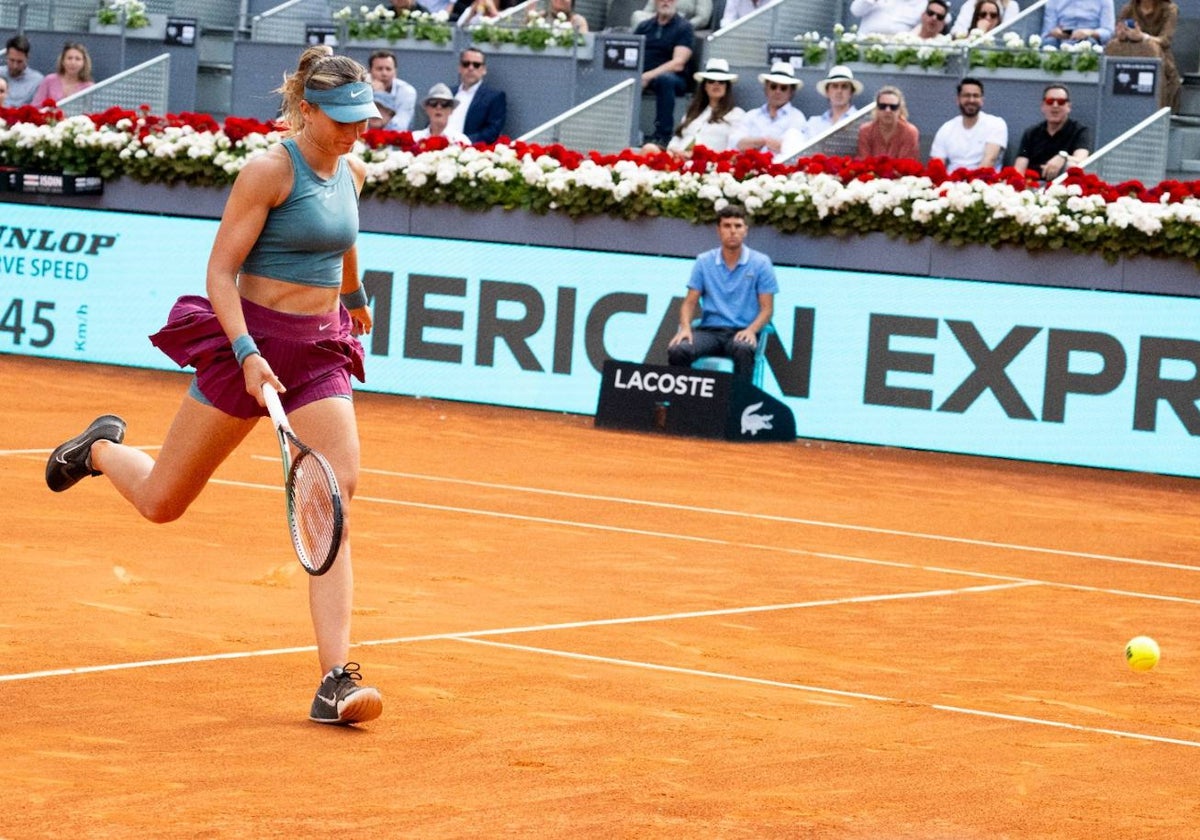 Paula Badosa, durante su partido ante Sakkari