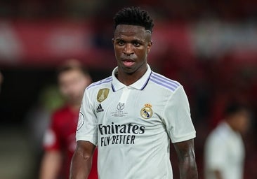 El polémico desplante de Vinicius en la final de la Copa del Rey: no saludó a los árbitros