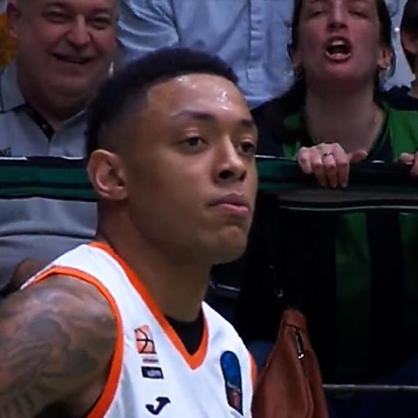 La aficionada del Joventut que llamó «mono» a Yago Dos Santos, sin castigo