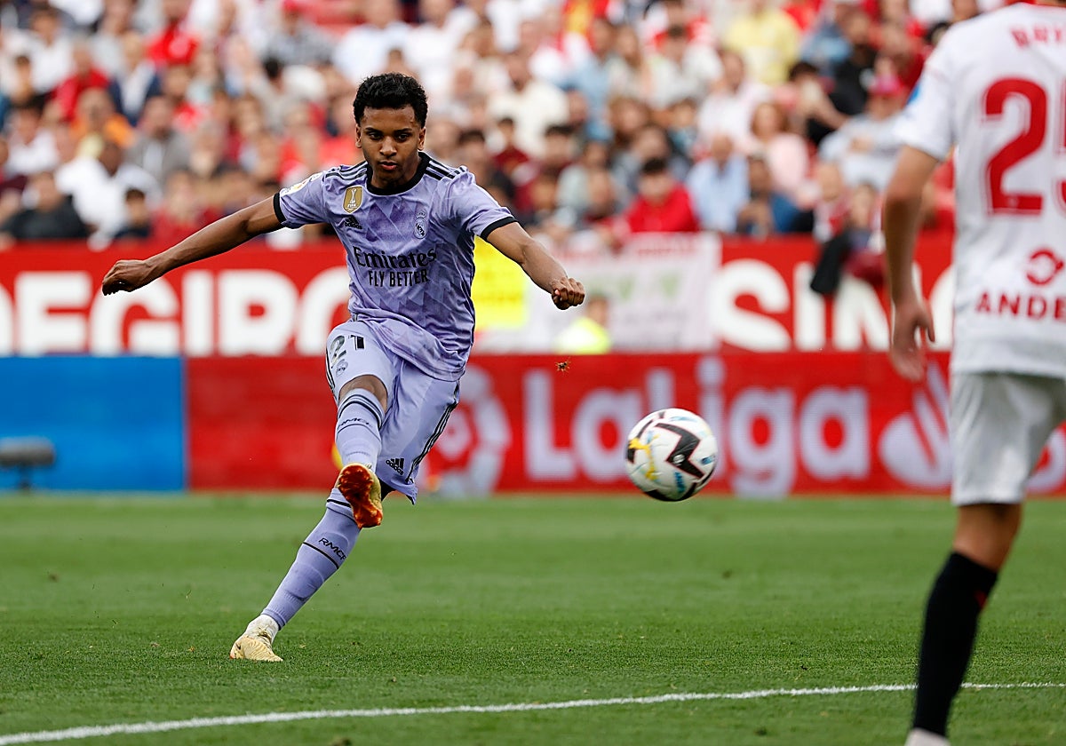 Rodrygo, en el lanzamiento del 1-1