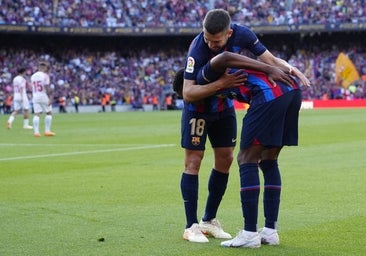 El Barça cierra una era con un futuro incierto