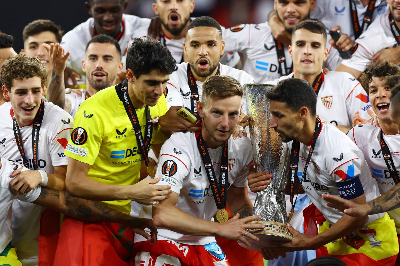 El Sevilla F.C. celebra su séptima Europa League en Budapest