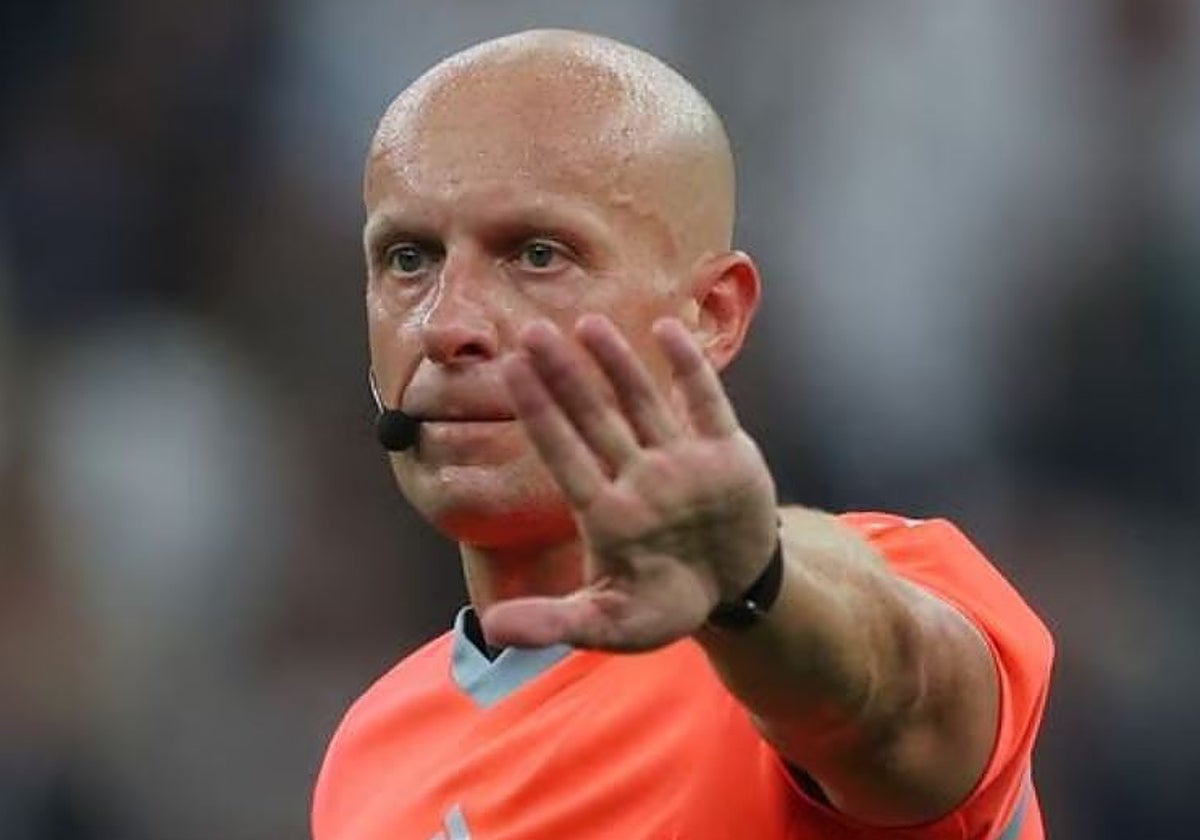 El árbitro polaco Szymon Marciniak