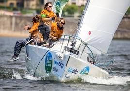 La Liga de Vela Femenina llega al pantano de San Juan en Madrid