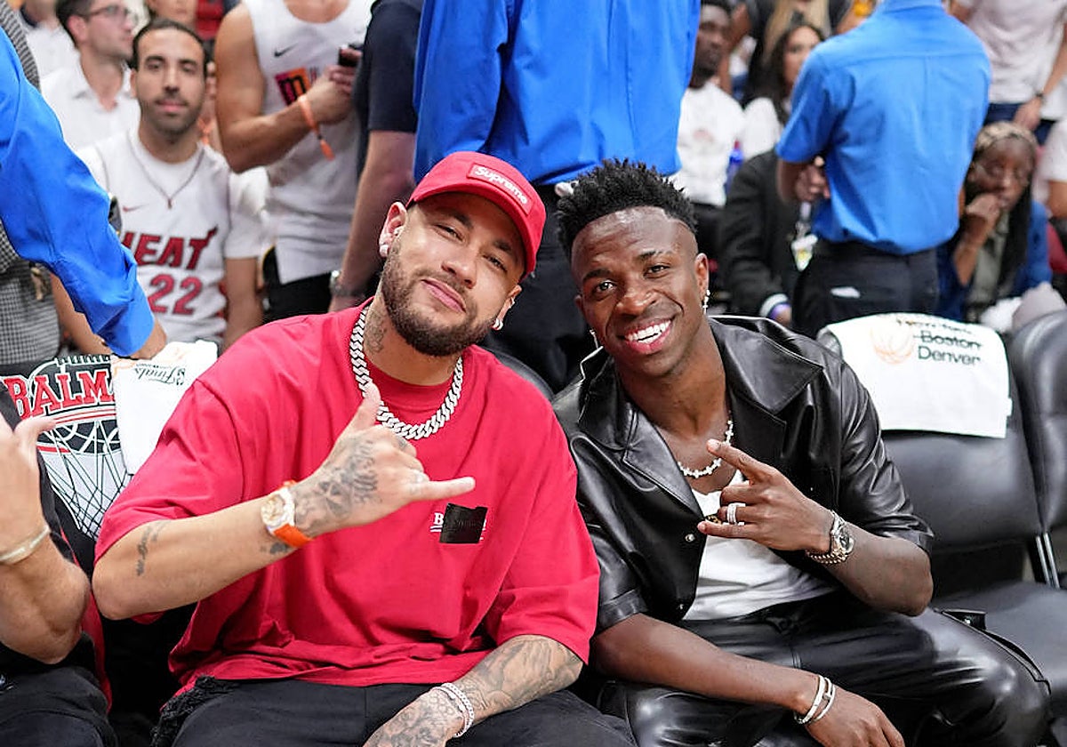 Neymar y Vinicius, en las finales de la NBA