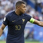 Ultimátum del París Saint-Germain a Mbappé: renovación o salida a cambio de 200 millones