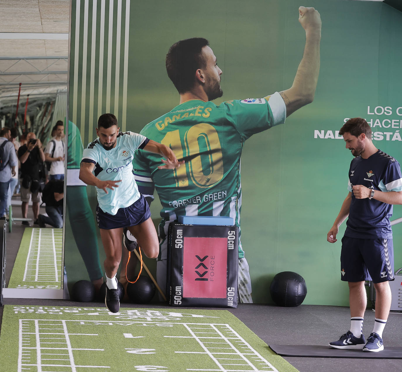 Los reconocimientos médicos marcan la vuelta del Real Betis al terreno de juego