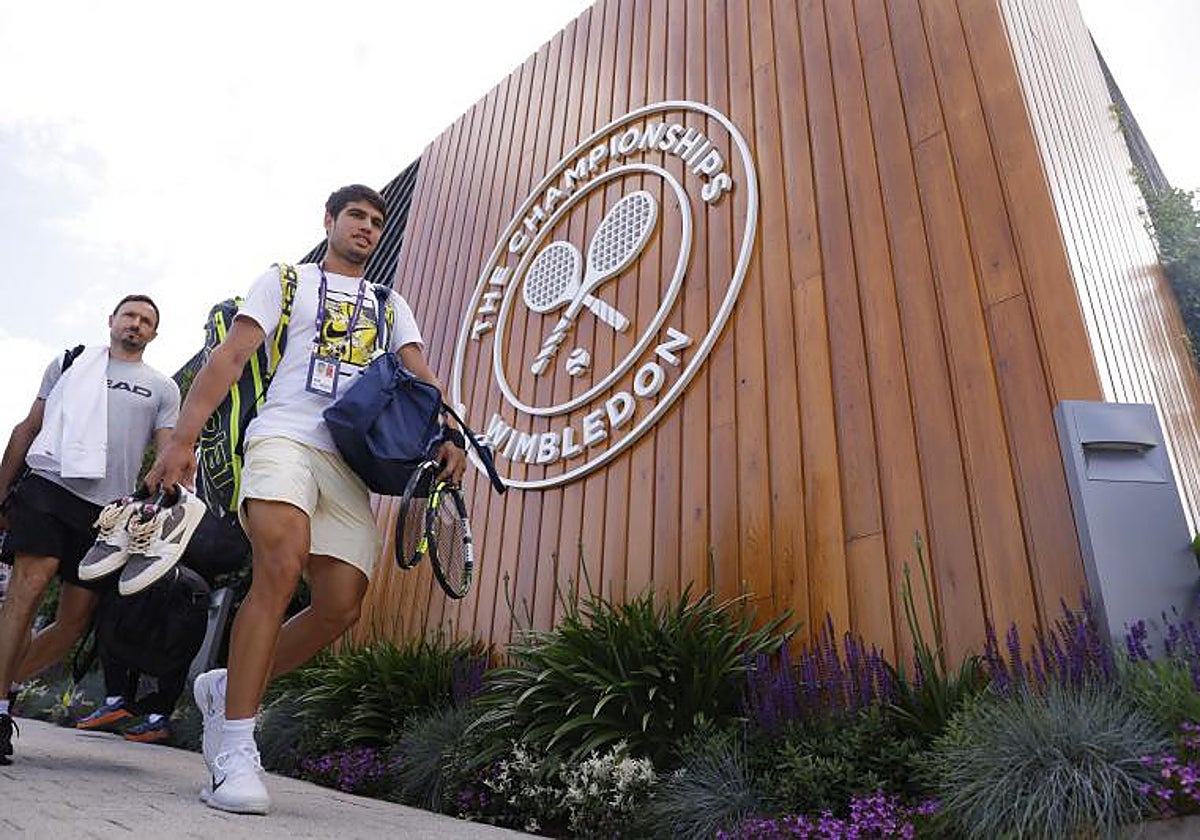 Carlos Alcaraz en el All England Lawn Tennis and Croquet Club