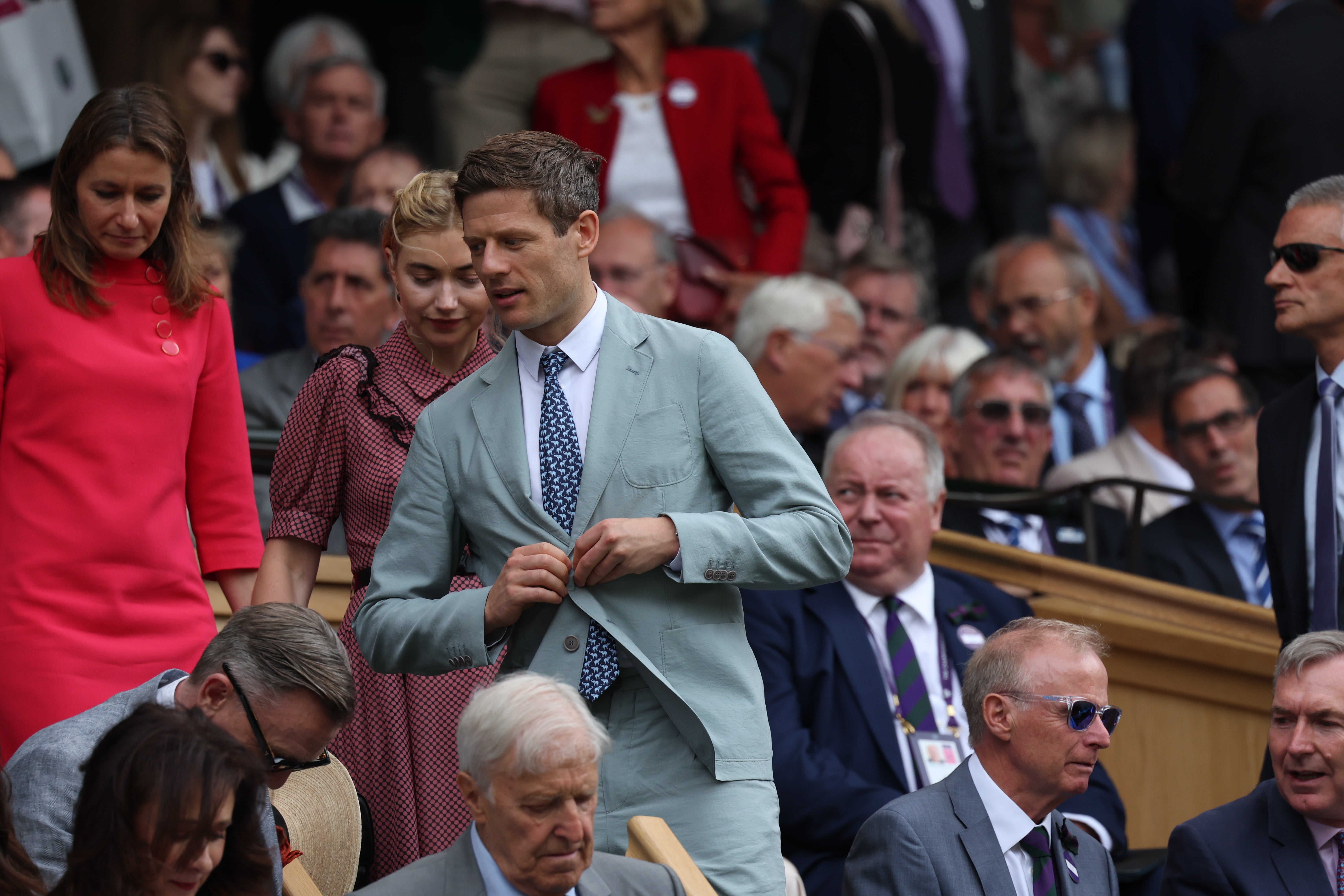 El actor James Norton asiste a la gran final de Wimbledon. 