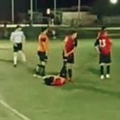 Matan a tiros a un entrenador en pleno partido de fútbol en México