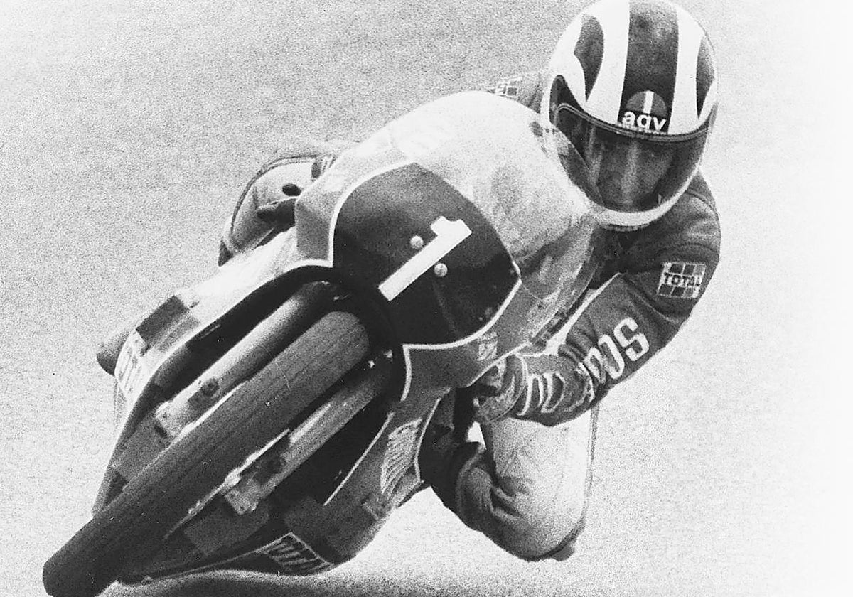Ángel Nieto, en una imagen retrospectiva, en el circuito del Jarama, cuando era piloto de Garelli