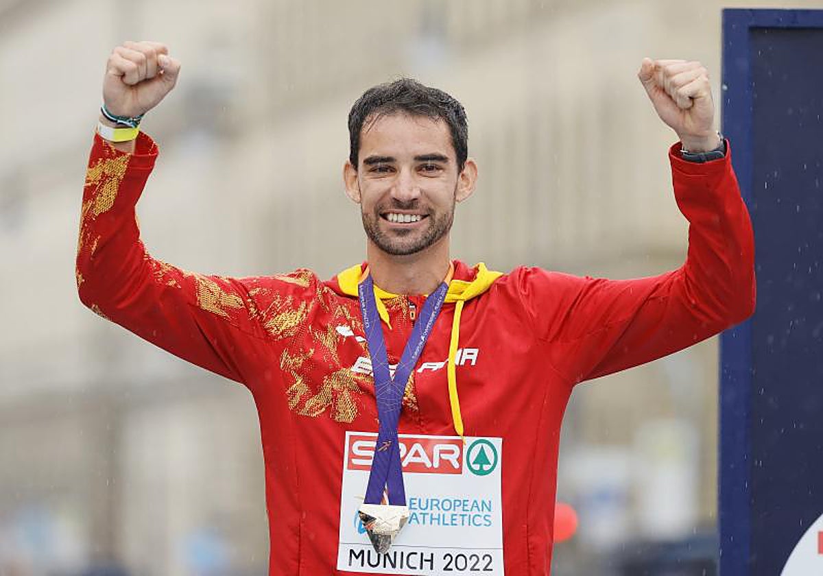 Álvaro Martín, tras conquistar el Campeonato de Europa en 2022