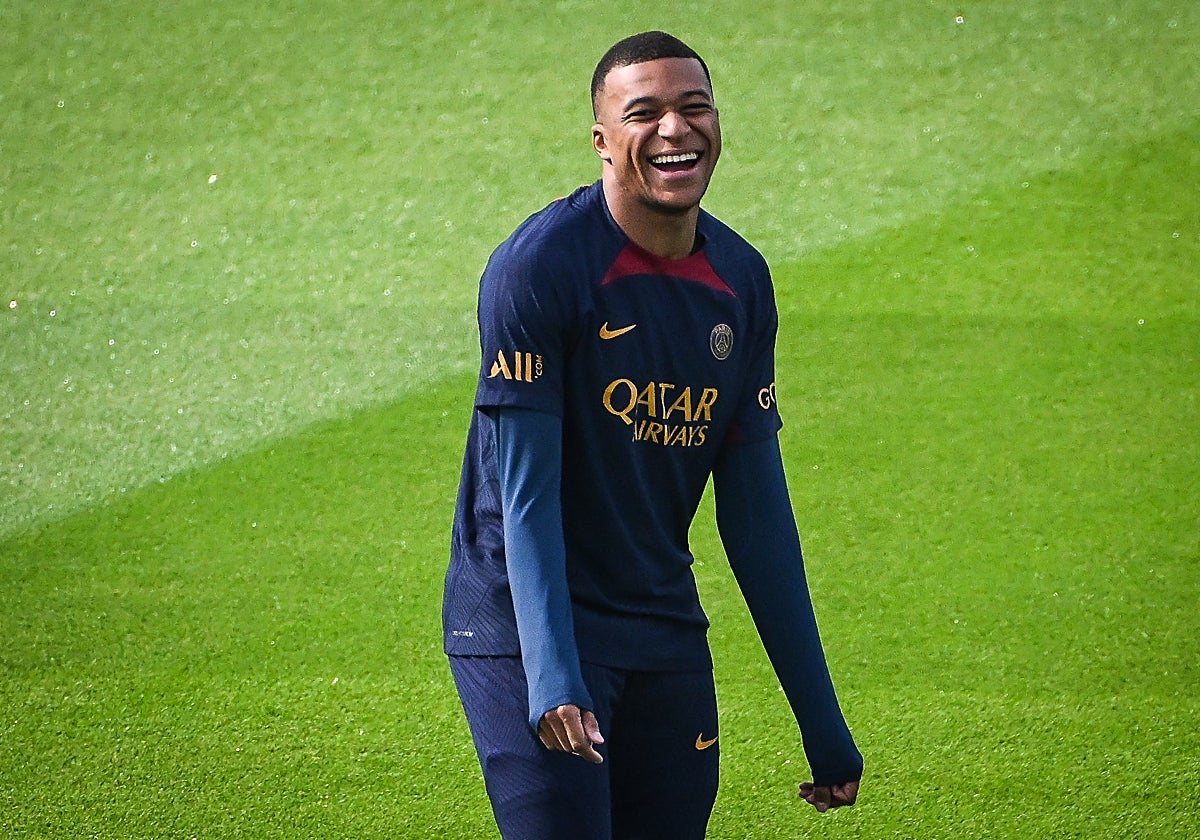 Kylian Mbappé en el entrenamiento de este viernes