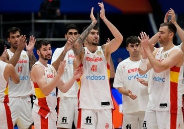 Una reunión, pocha y toque de atención a los jóvenes: así se conjura España para la final ante Canadá