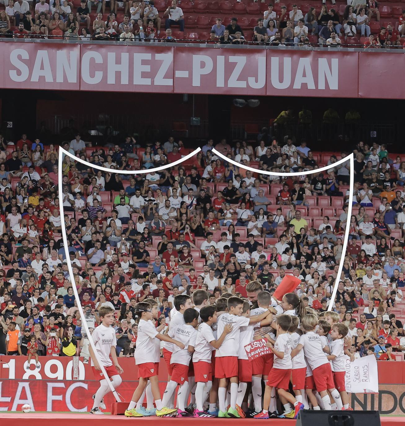 La presentación de Sergio Ramos como nuevo jugador del Sevilla FC