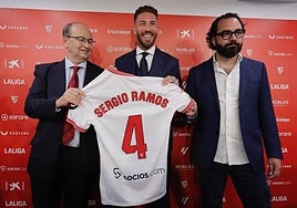 La presentación de Sergio Ramos como jugador del Sevilla Fútbol Club, en imágenes