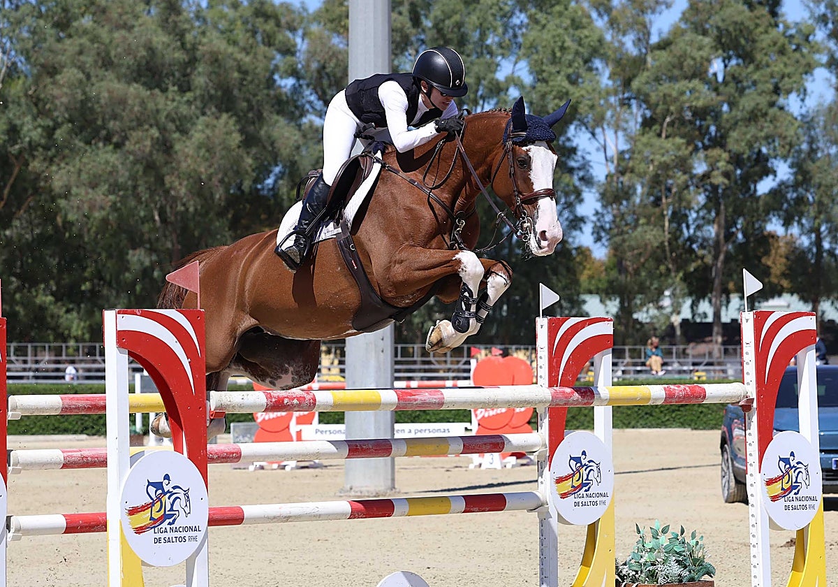 Teresa Blázquez Abascal, con Nasa de Toxandria
