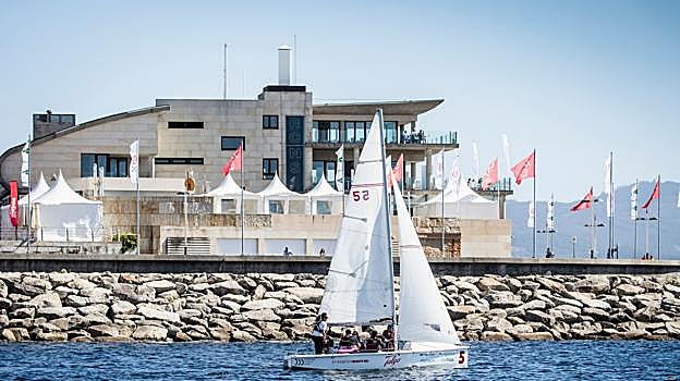 Comienza la Regata Rey Juan Carlos I en Sanxenxo