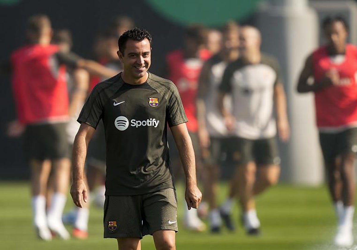 Xavi, durante el entrenamiento de este jueves