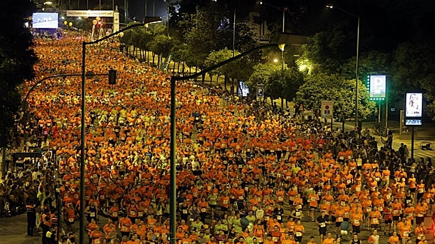 ¿Has corrido la Carrera Nocturna de Sevilla 2023? Búscate (I)