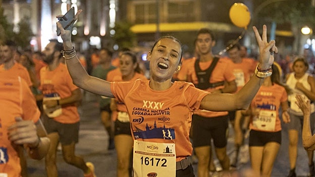 ¿Has corrido la Carrera Nocturna de Sevilla 2023? Búscate (y VI)