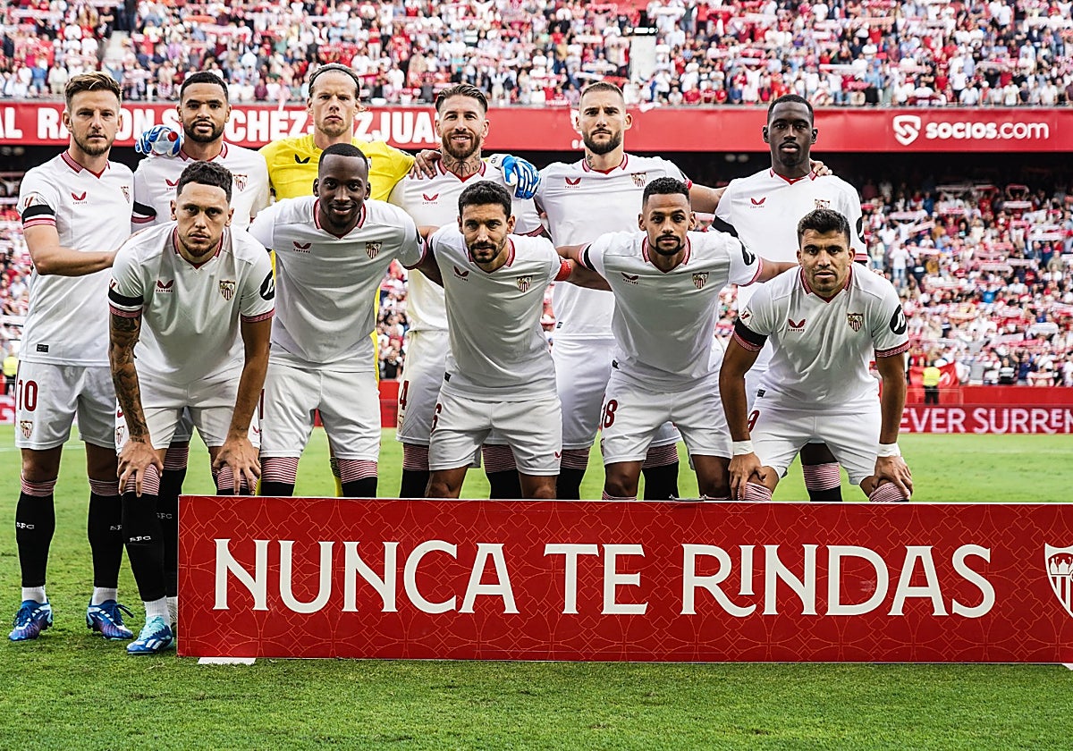 El once titular del Sevilla ante el Real Madrid