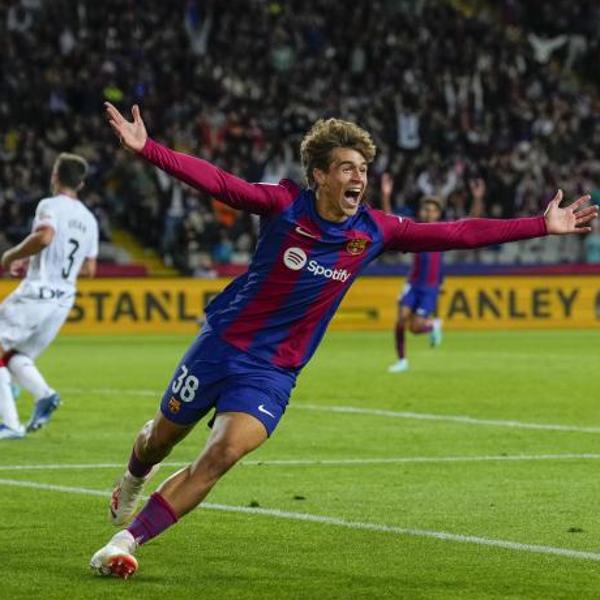 Marc Guiu: 33 segundos y dos toques para entrar en el Olimpo