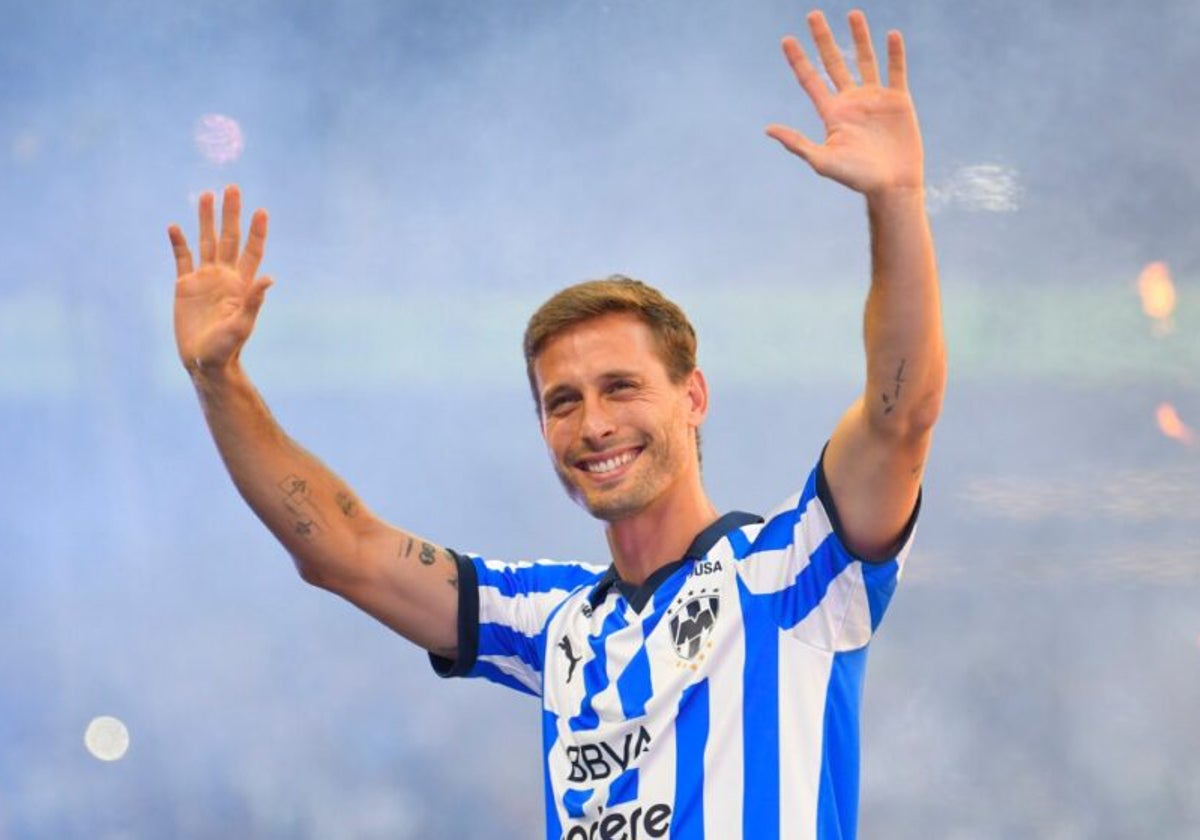 Sergio Canales, el día de su presentación con Rayados de Monterrey