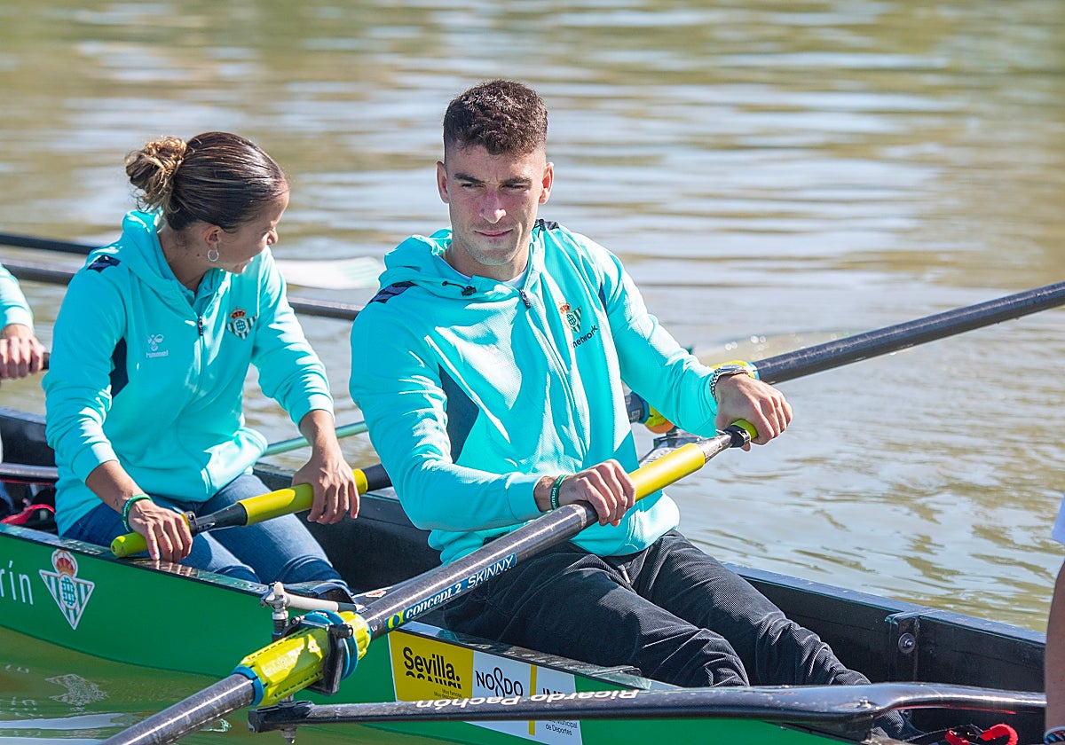 Marc Roca y Dorine, en el Club Náutico de Sevilla