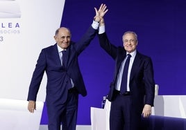 No hizo falta votar: aprobada por aclamación la Ciudad Real Madrid Florentino Pérez... cuando el presidente lo diga