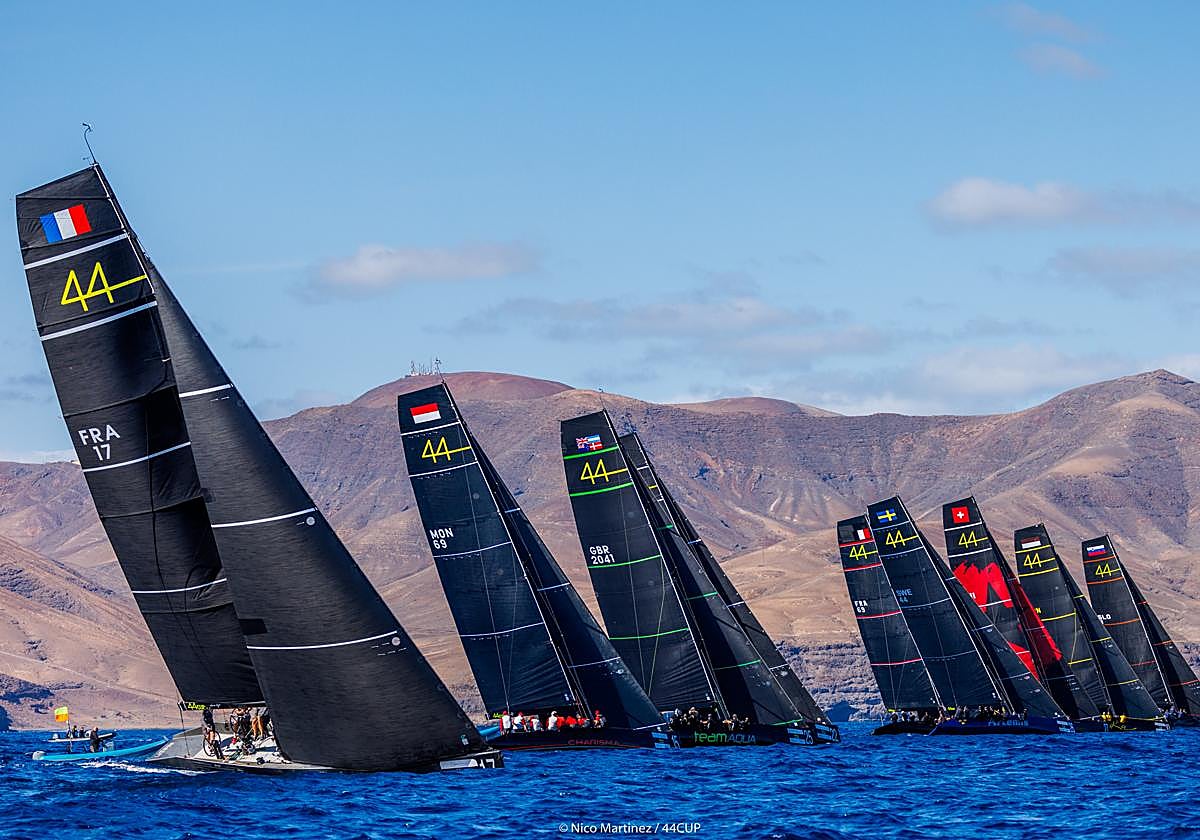 El Charisma, vencedor de la primera jornada de la 44Cup Calero Marinas