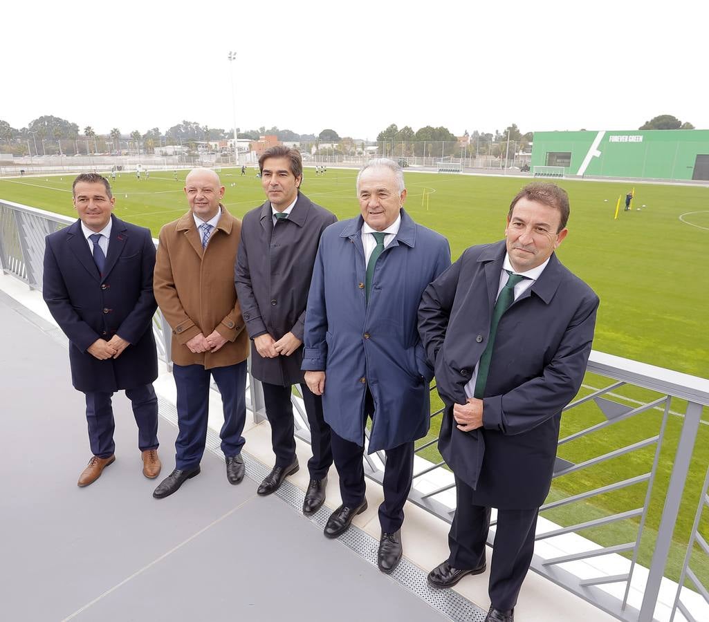 Imágenes del paseo por la nueva ciudad deportiva del Real Betis
