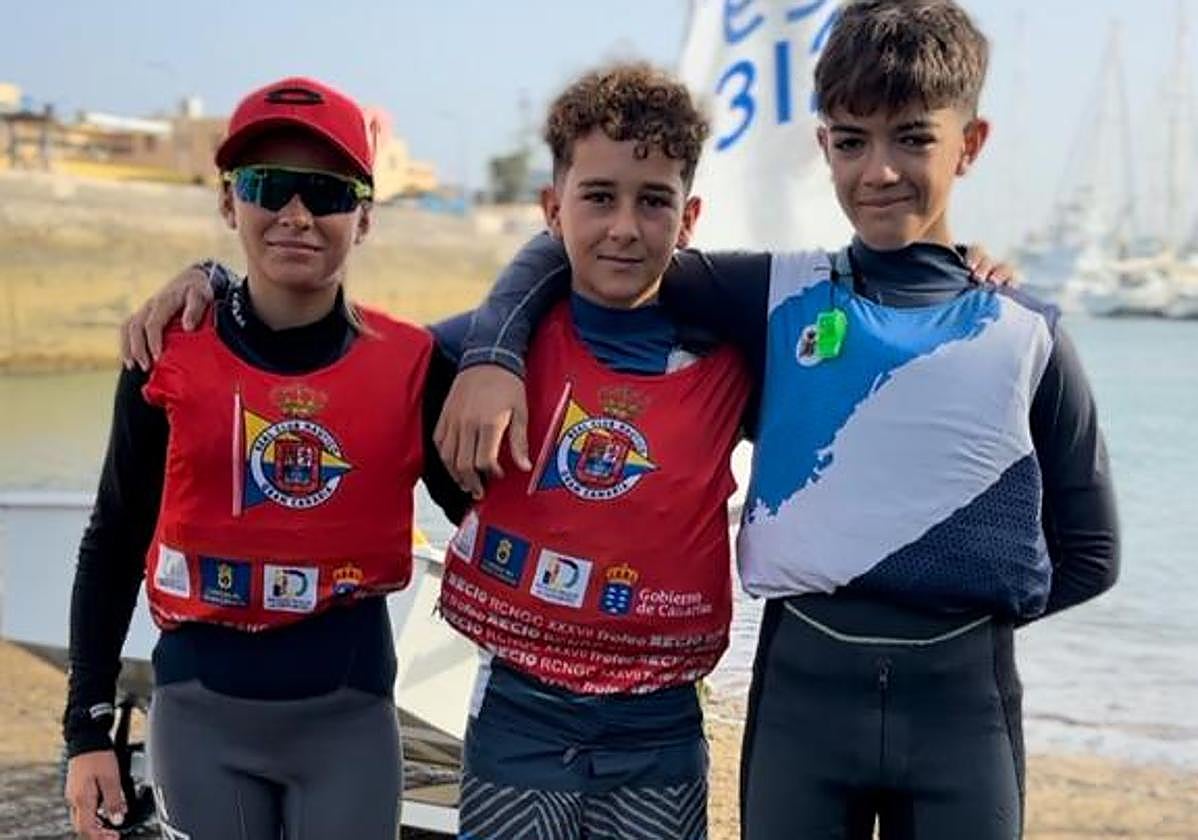 El RCNGC enriquece su Trofeo AECIO de Optimist con una regata por equipos de todos contra todos