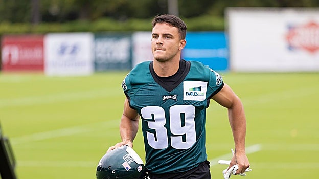 Imagen después - El vallista olímpico Devon Allen recuperó su sueño universitario y seis años después fichó por los Philadelphia Eagles, con quien debutó en la NFL