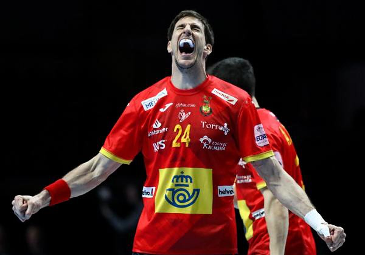 Viran Morros, con España