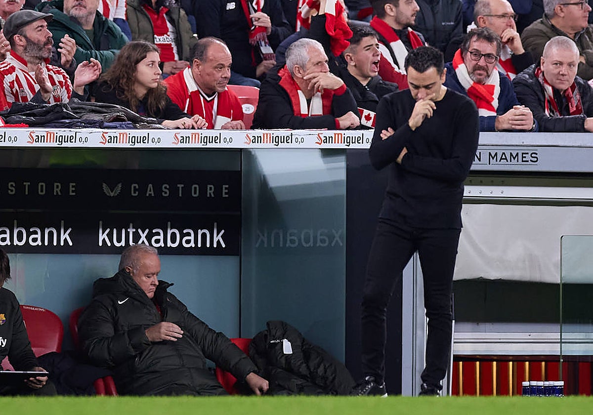 Xavi Hernández, durante el partido de San Mamés
