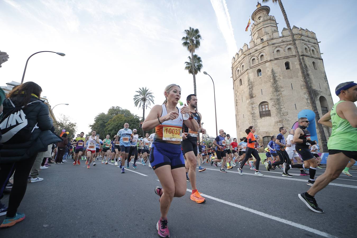 Corredores por la Torre del Oro y Plaza de Toros de la Real Maestranza