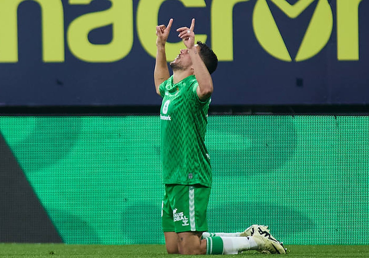 Mesmerizing Betis - Osasuna: Triunfo Al Son De Fornals (2-0) Artwork in HD Mesmerizing Betis - Osasuna: Triunfo Al Son De Fornals (2-0) Artwork in HD