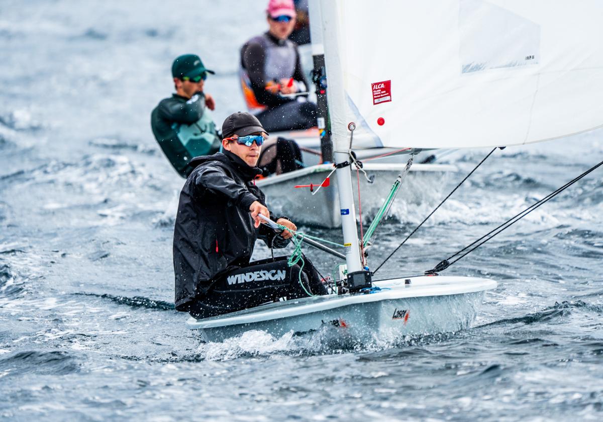 Anders (ILCA 6), López (ILCA 4) y Campos/Moreno (420) lideran la Olympic Week de Alicante